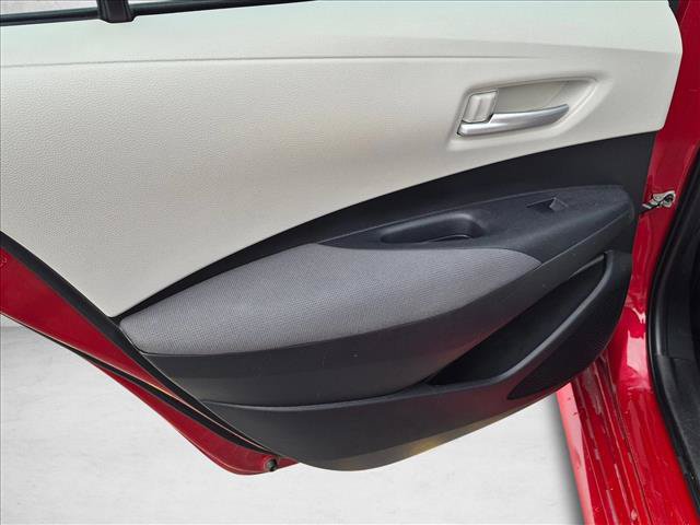 Used 2020 Toyota Corolla LE FWD image 28