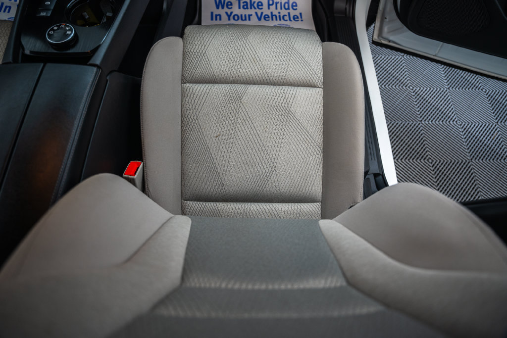 Used 2025 Nissan Rogue SV AWD/4WD image 33