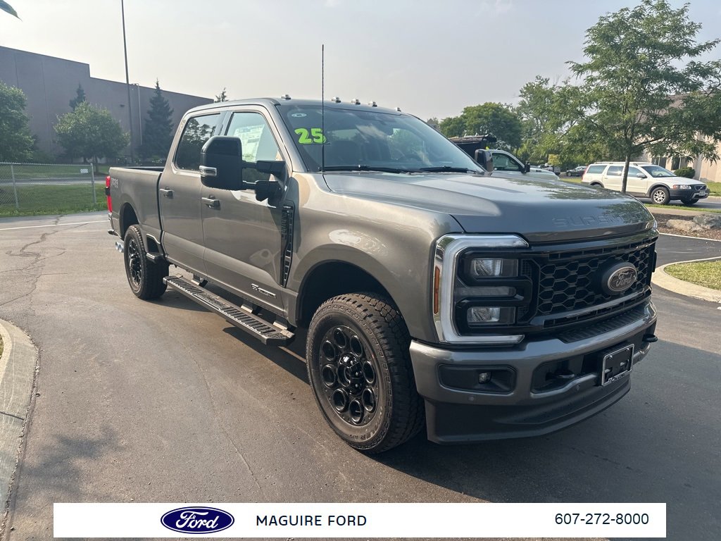 New 2025 Ford F250 Lariat w/ Lariat Ultimate Package
