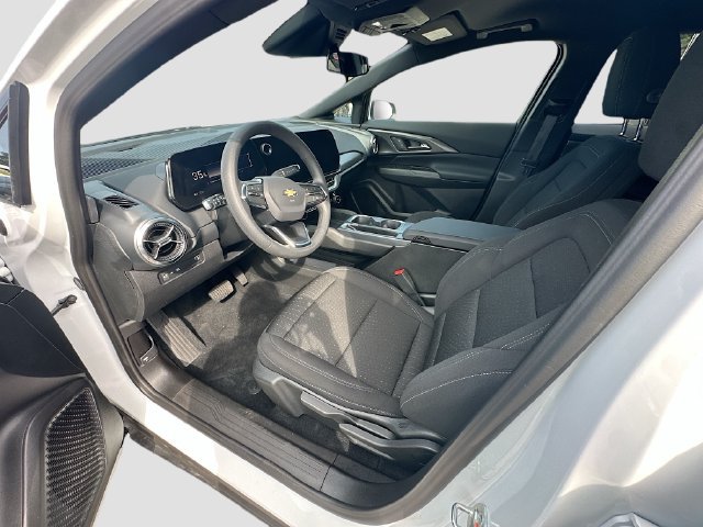 Used 2025 Chevrolet Equinox EV LT FWD image 24