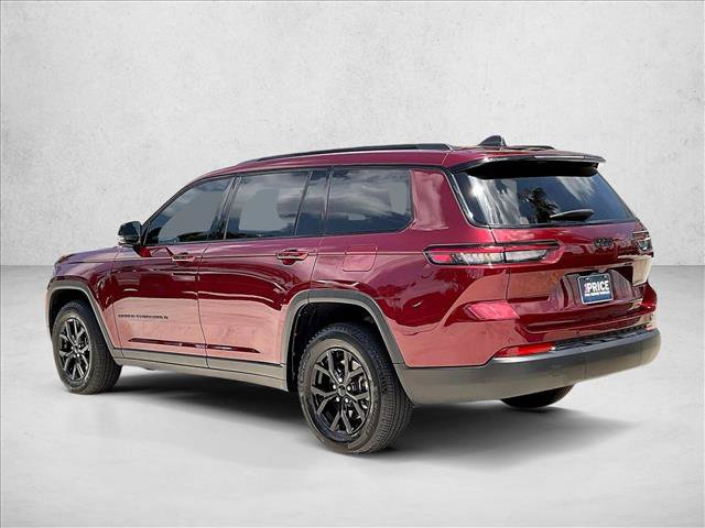 Used 2025 Jeep Grand Cherokee L Altitude RWD image 12