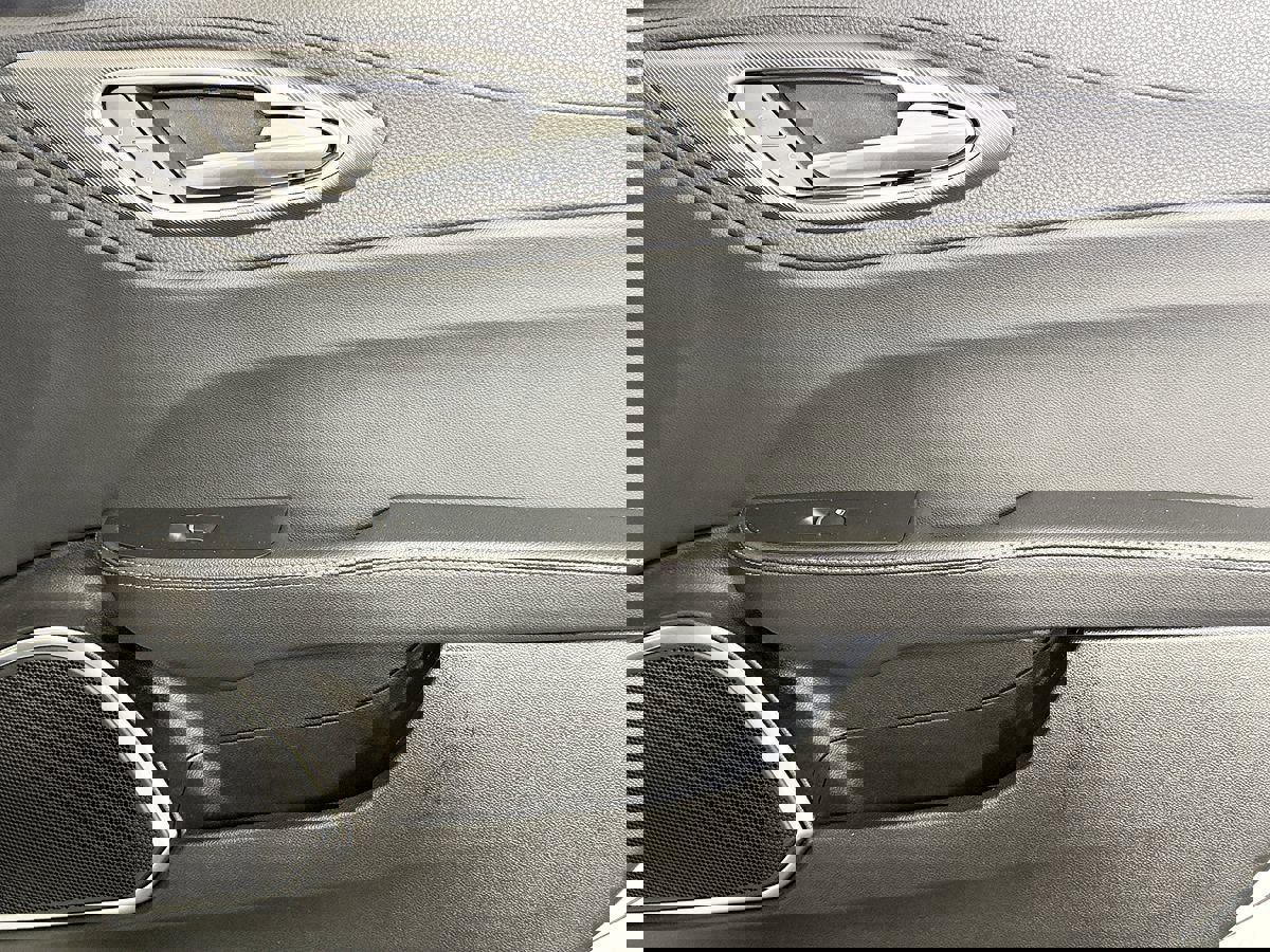 Used 2022 Alfa Romeo Giulia Veloce image 42