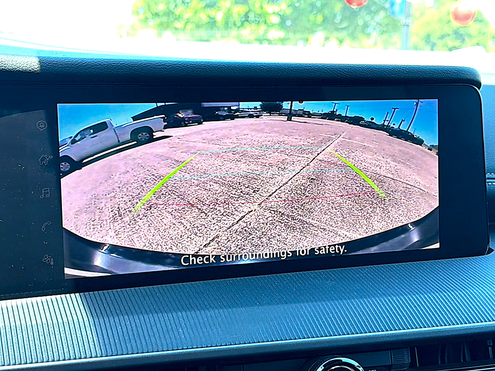 Certified 2025 Nissan Murano SV AWD/4WD image 32