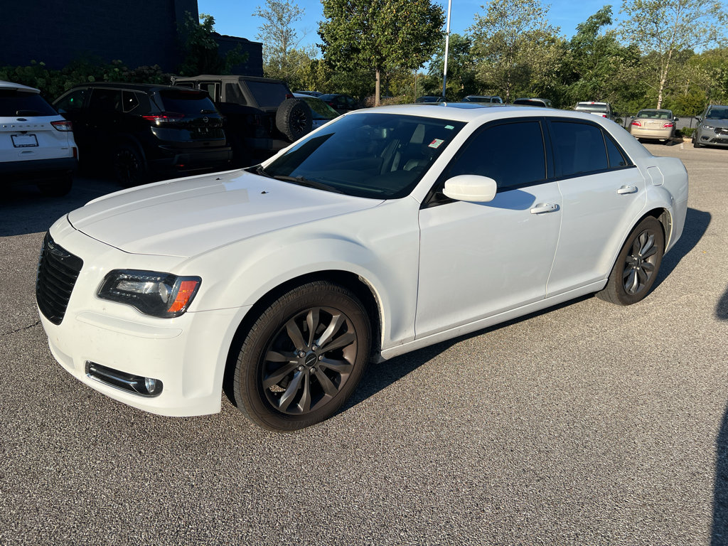 Used 2014 Chrysler 300 S AWD/4WD image 3
