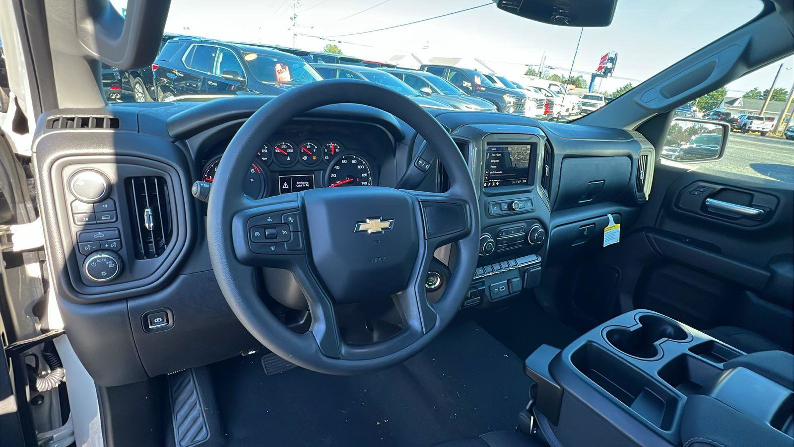 New 2026 Chevrolet Silverado 1500 Custom AWD/4WD image 18