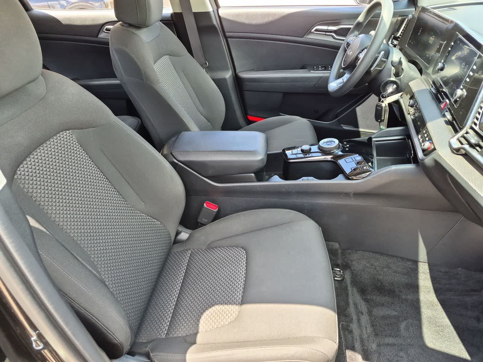 Used 2023 Kia Sportage LX AWD/4WD image 22