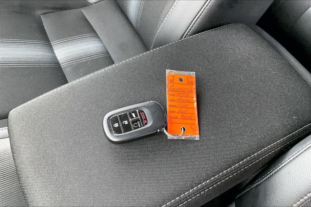 Used 2024 Honda Civic Sport image 33