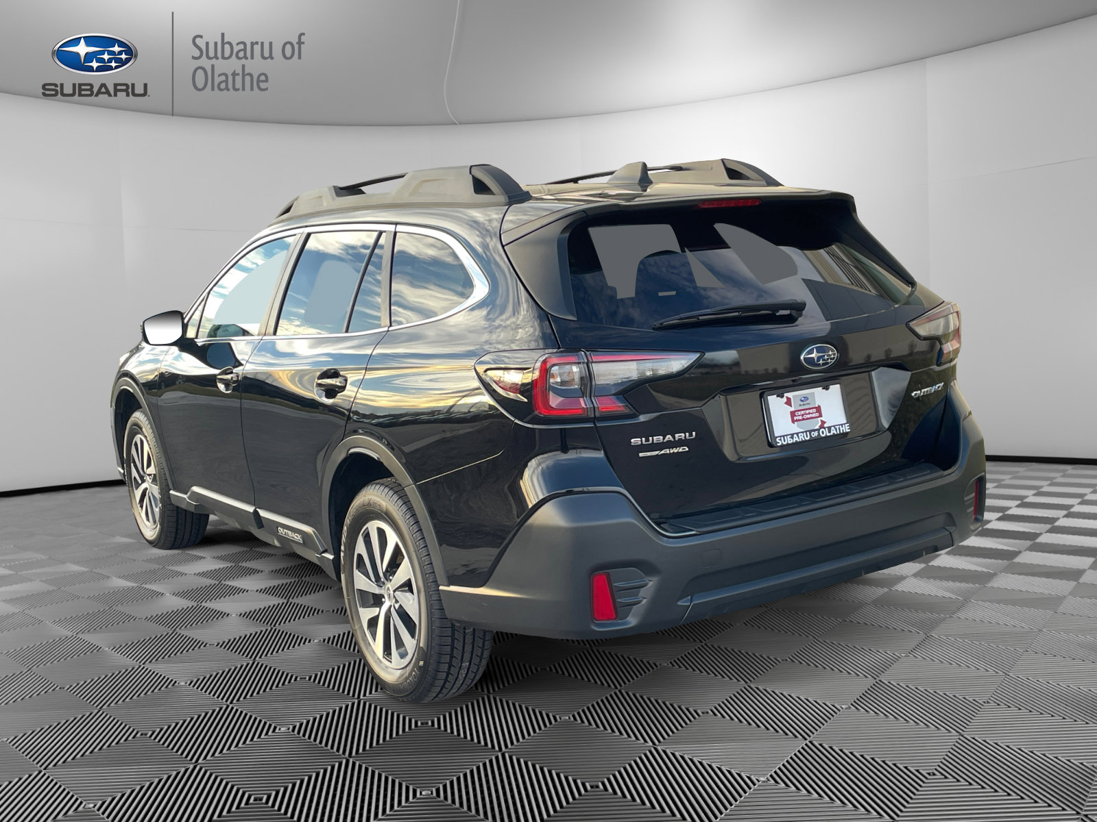Used 2022 Subaru Outback Premium image 8