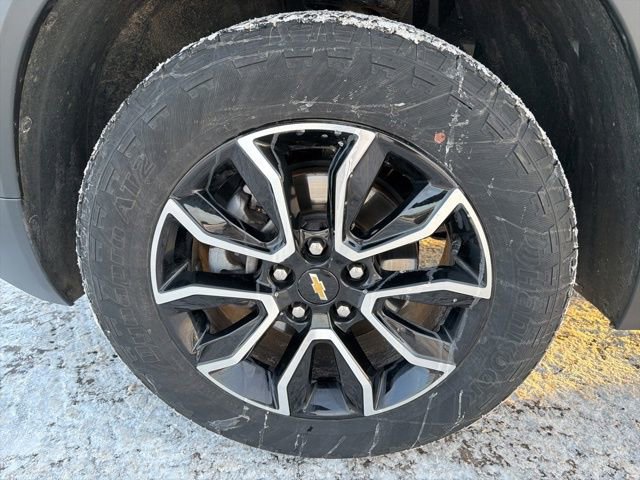 Used 2023 Chevrolet TrailBlazer ACTIV image 12