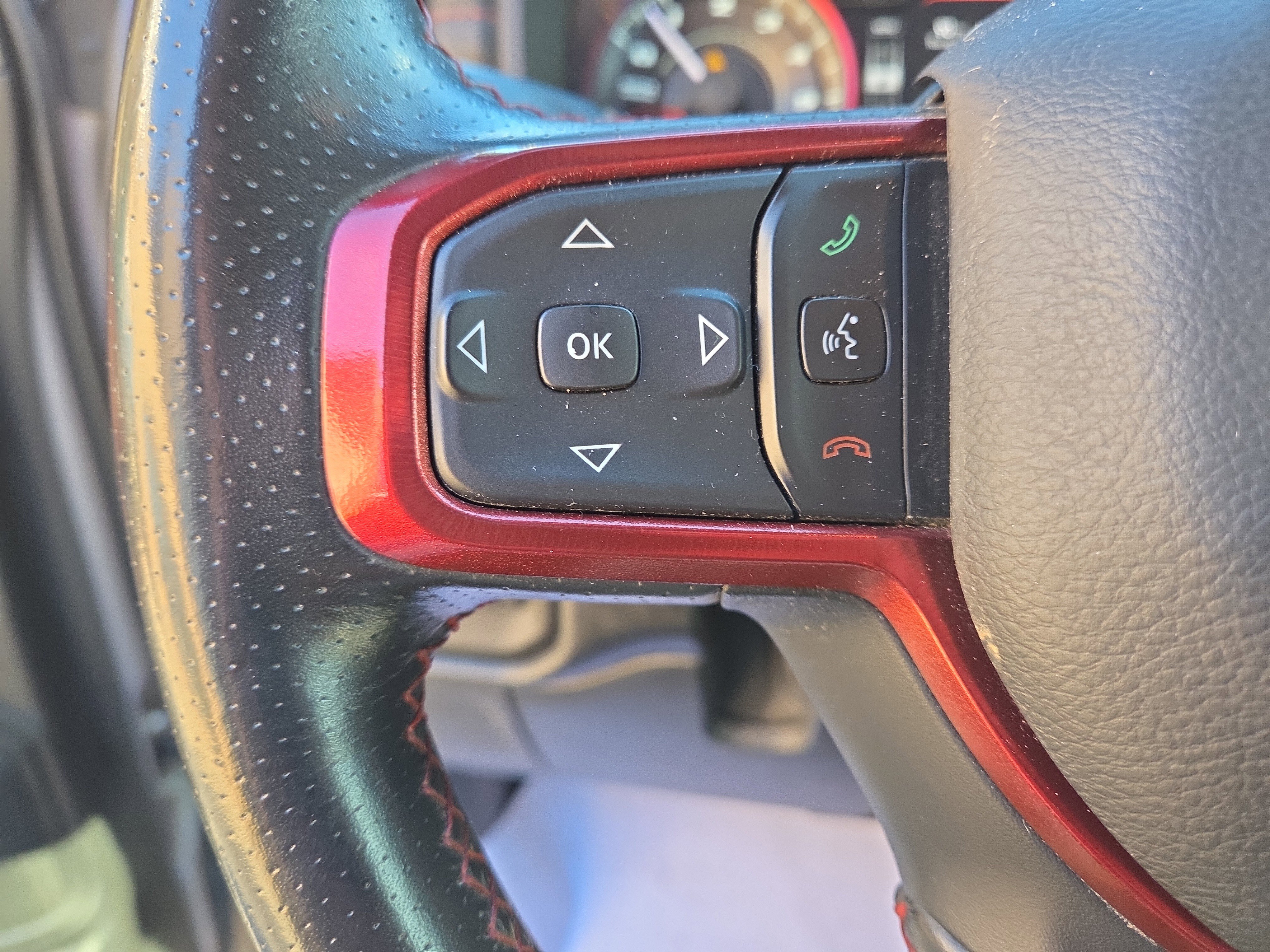 Used 2019 RAM 1500 Rebel image 18