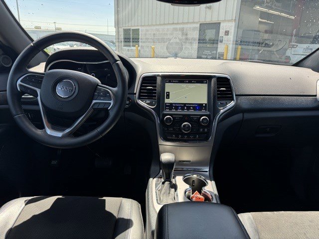 Used 2018 Jeep Grand Cherokee Laredo image 17