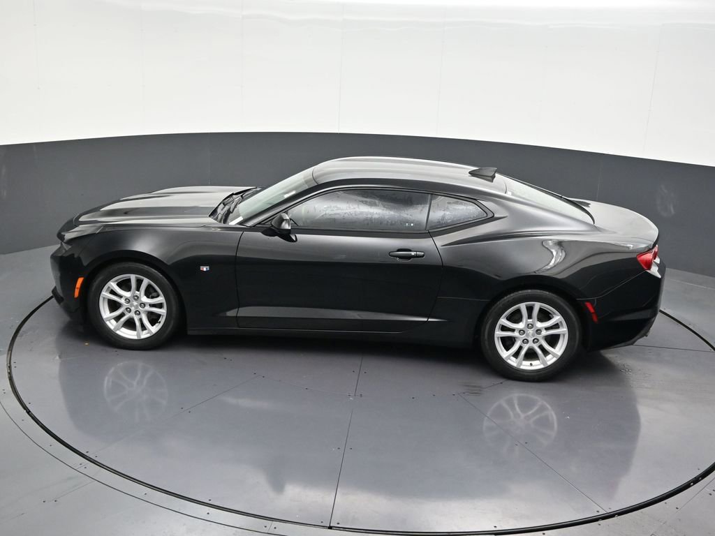 Used 2019 Chevrolet Camaro LS image 15