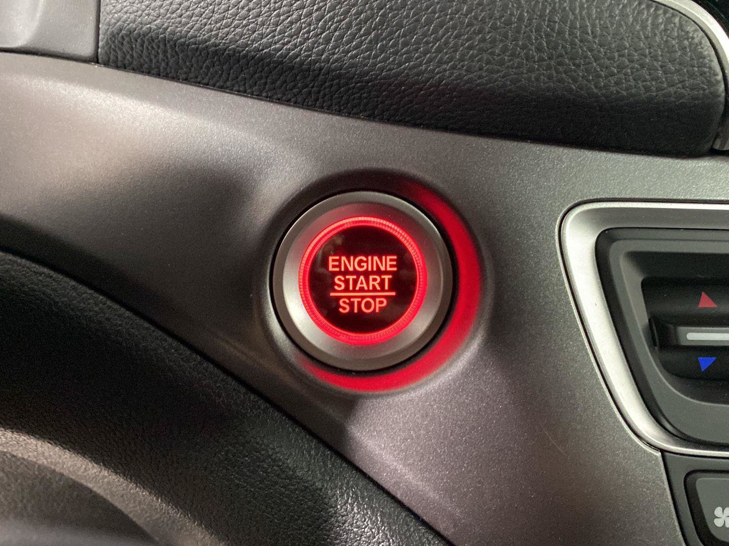 Used 2024 Honda Passport EX-L image 16