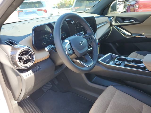 Used 2026 Chevrolet Equinox ACTIV image 12