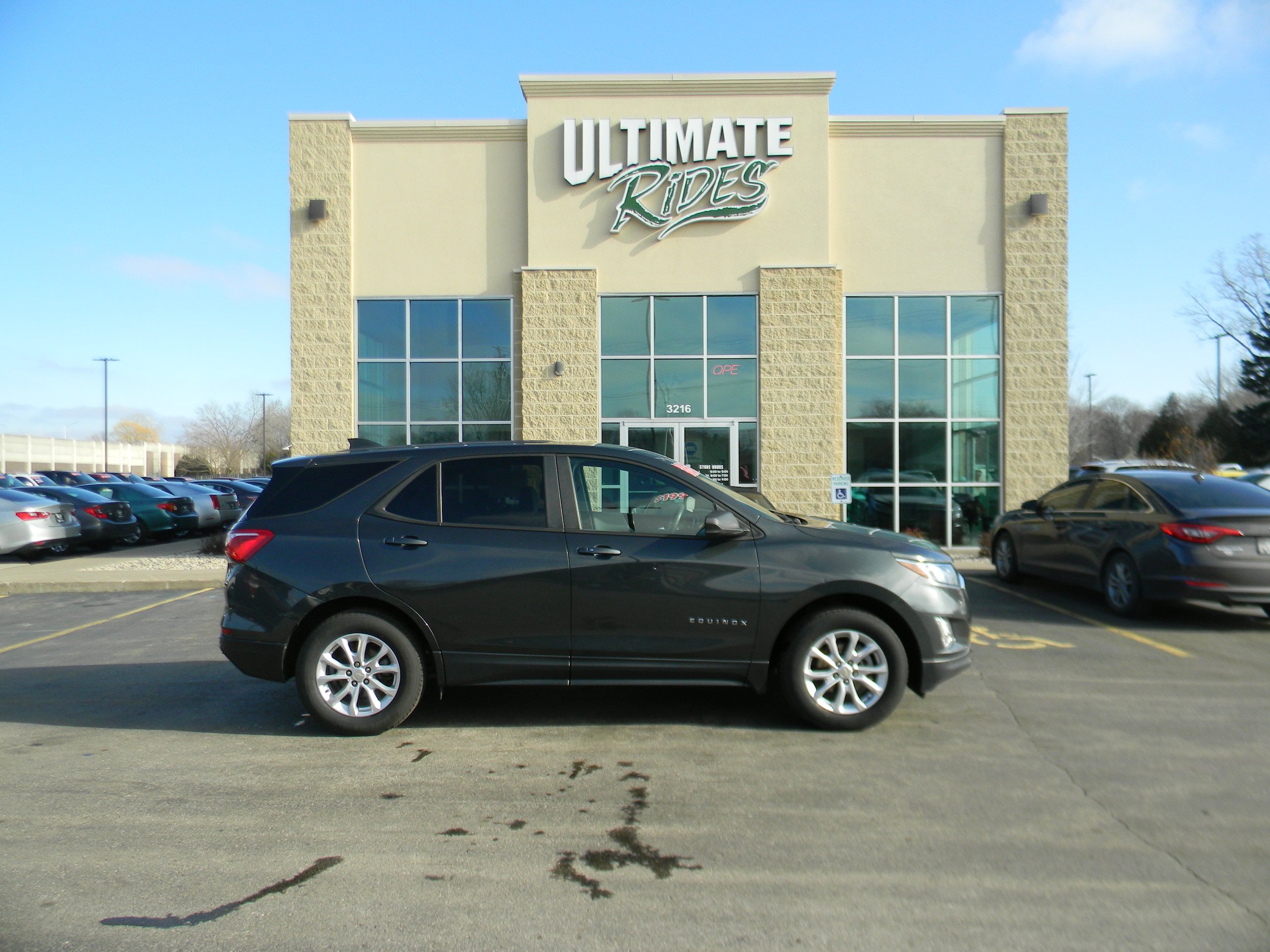 Used 2020 Chevrolet Equinox LS w/ LS Convenience Package