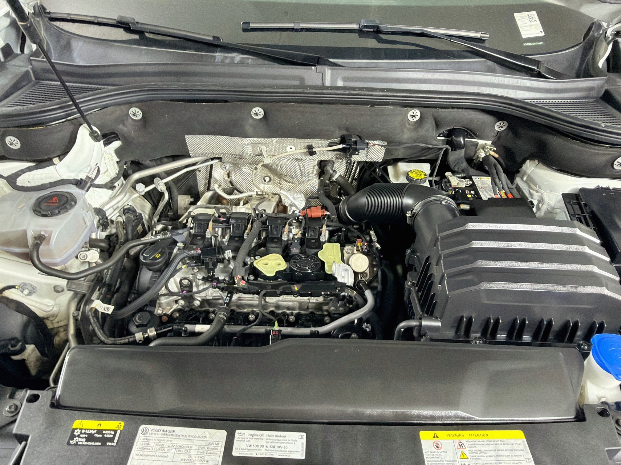 Used 2024 Volkswagen Atlas SE AWD/4WD image 35