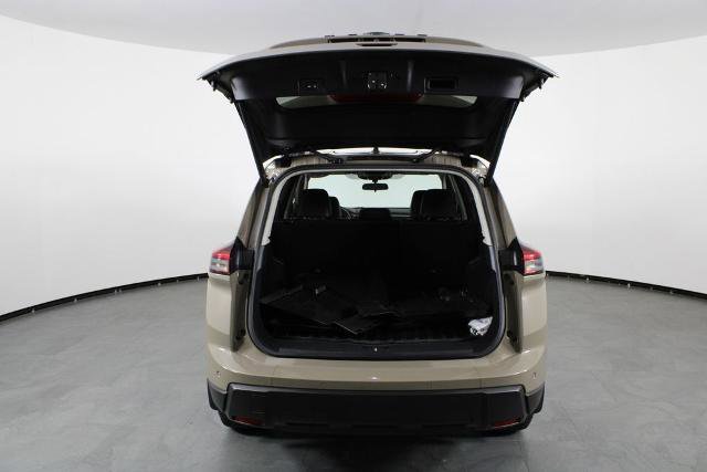 Certified 2025 Nissan Rogue SV AWD/4WD image 17