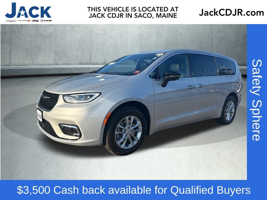 New 2026 Chrysler Pacifica Select