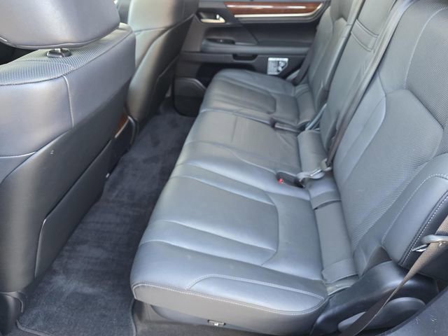 Used 2019 Lexus LX 570 4WD w/ Luxury Package image 9