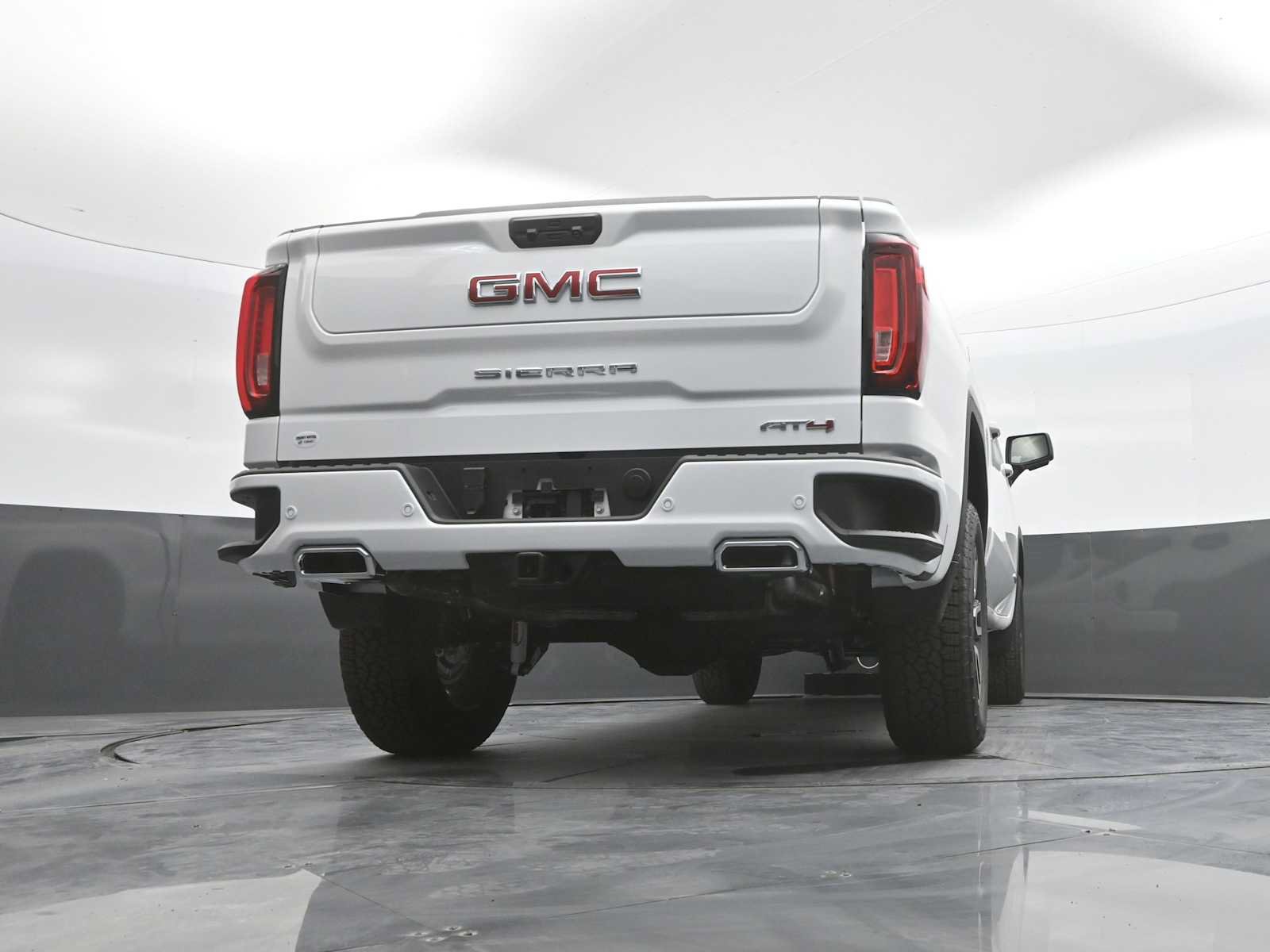New 2026 GMC Sierra 1500 AT4 w/ AT4 Premium Package AWD/4WD image 39