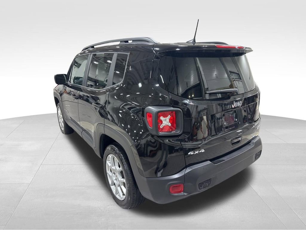 Used 2022 Jeep Renegade Latitude image 24