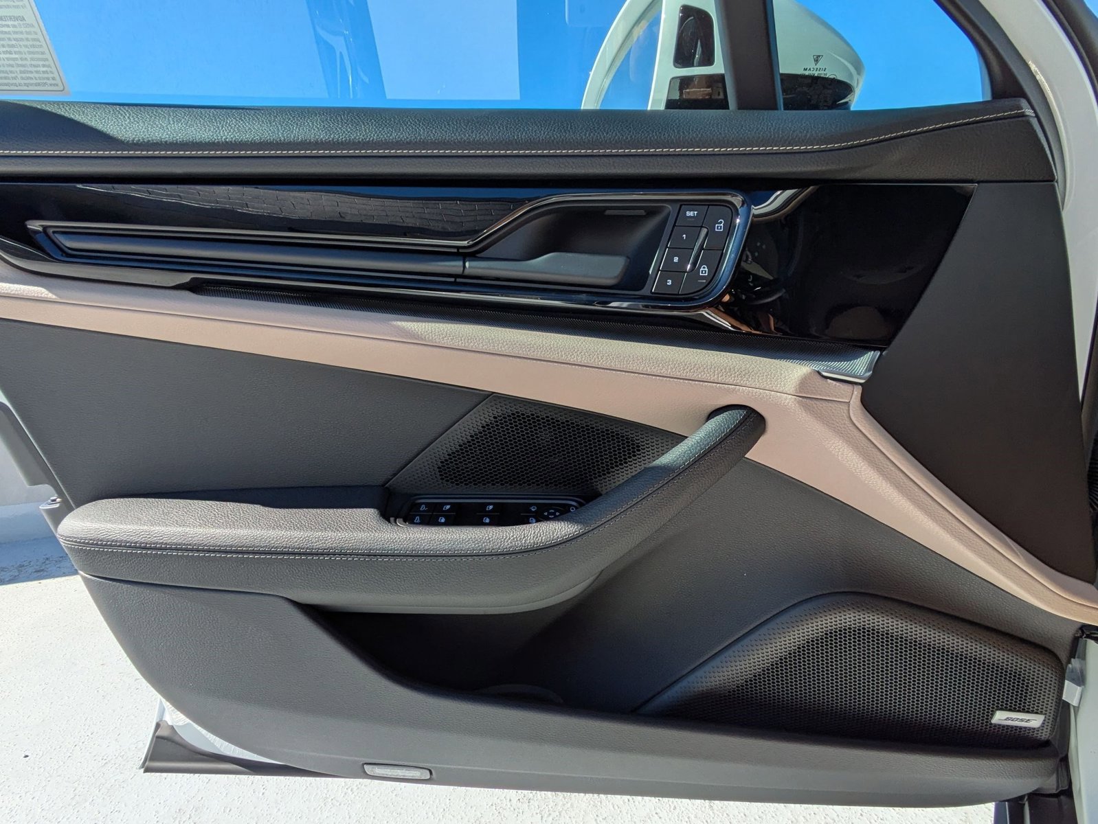 New 2026 Porsche Panamera image 13