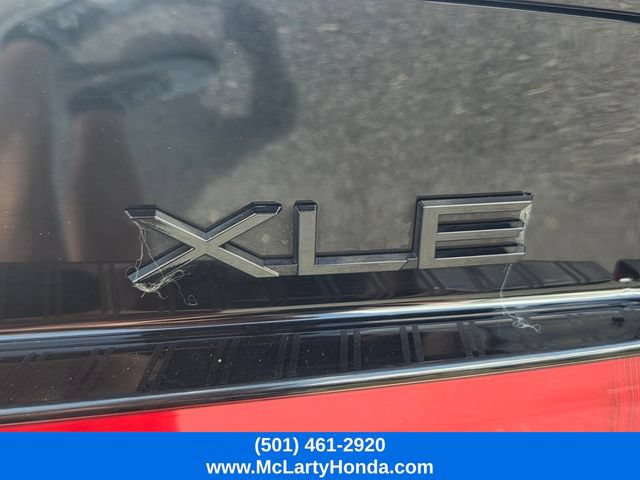 Used 2025 Toyota Prius XLE FWD image 14