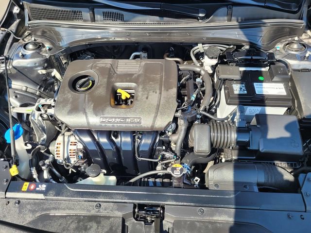 Used 2022 Kia Forte LXS image 27