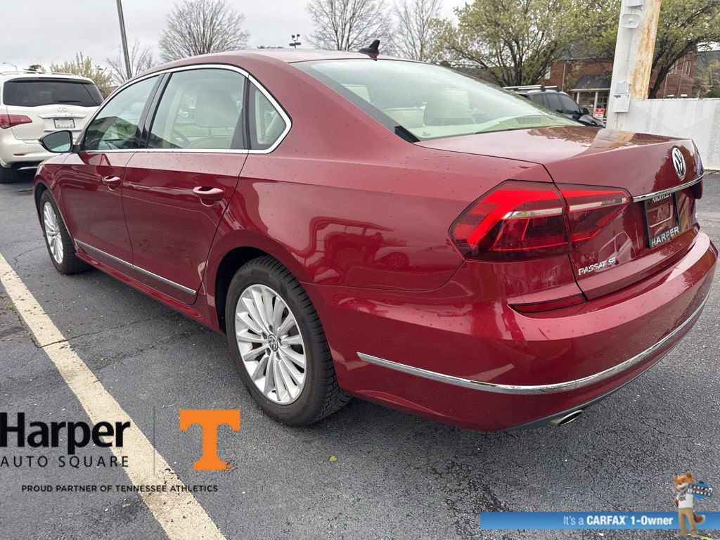 Used 2017 Volkswagen Passat 1.8T SE image 3