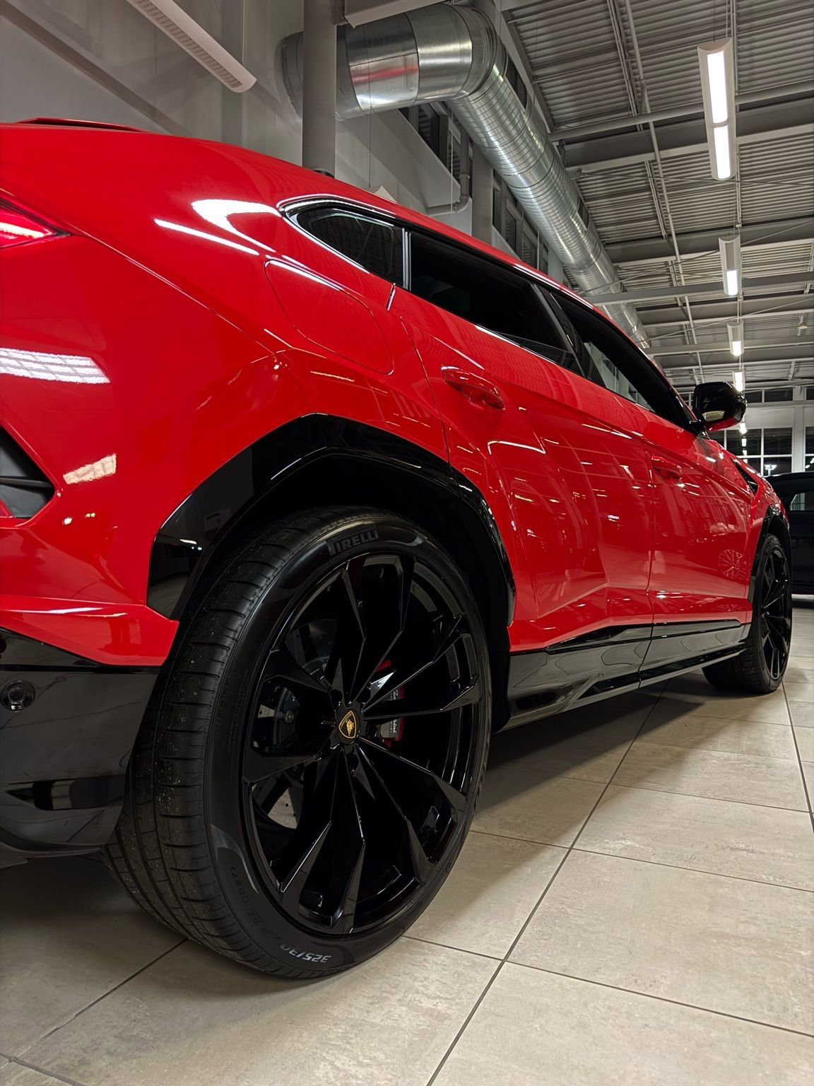 Used 2022 Lamborghini Urus image 8