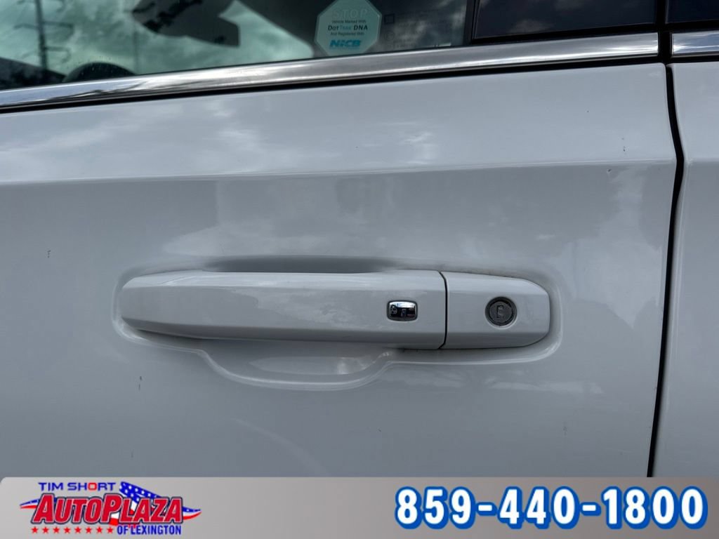 Used 2023 Chevrolet Suburban LT RWD image 20