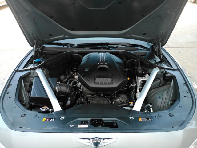 Used 2020 Genesis G70 2.0T w/ Elite Package RWD image 52