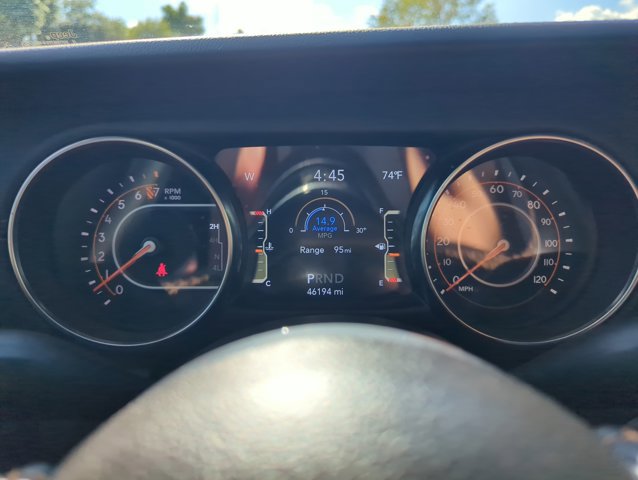Used 2022 Jeep Gladiator Overland AWD/4WD image 9