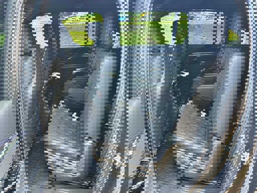 New 2026 Cadillac Escalade IQ Sport 1 w/ LPO, ONYX Package image 9