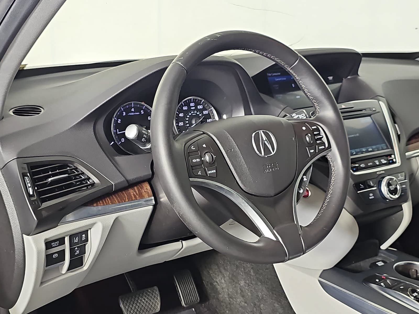 Used 2020 Acura MDX FWD image 16