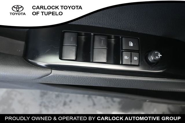 Used 2026 Toyota Camry SE FWD image 23