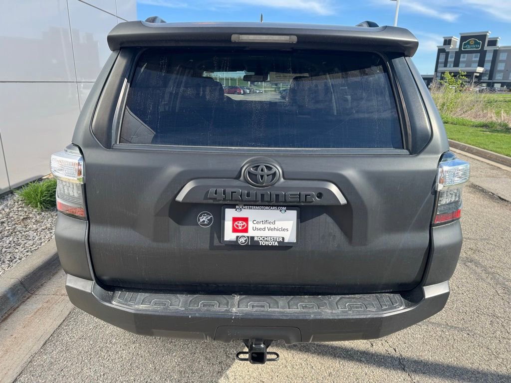 Certified 2020 Toyota 4Runner SR5 AWD/4WD image 40