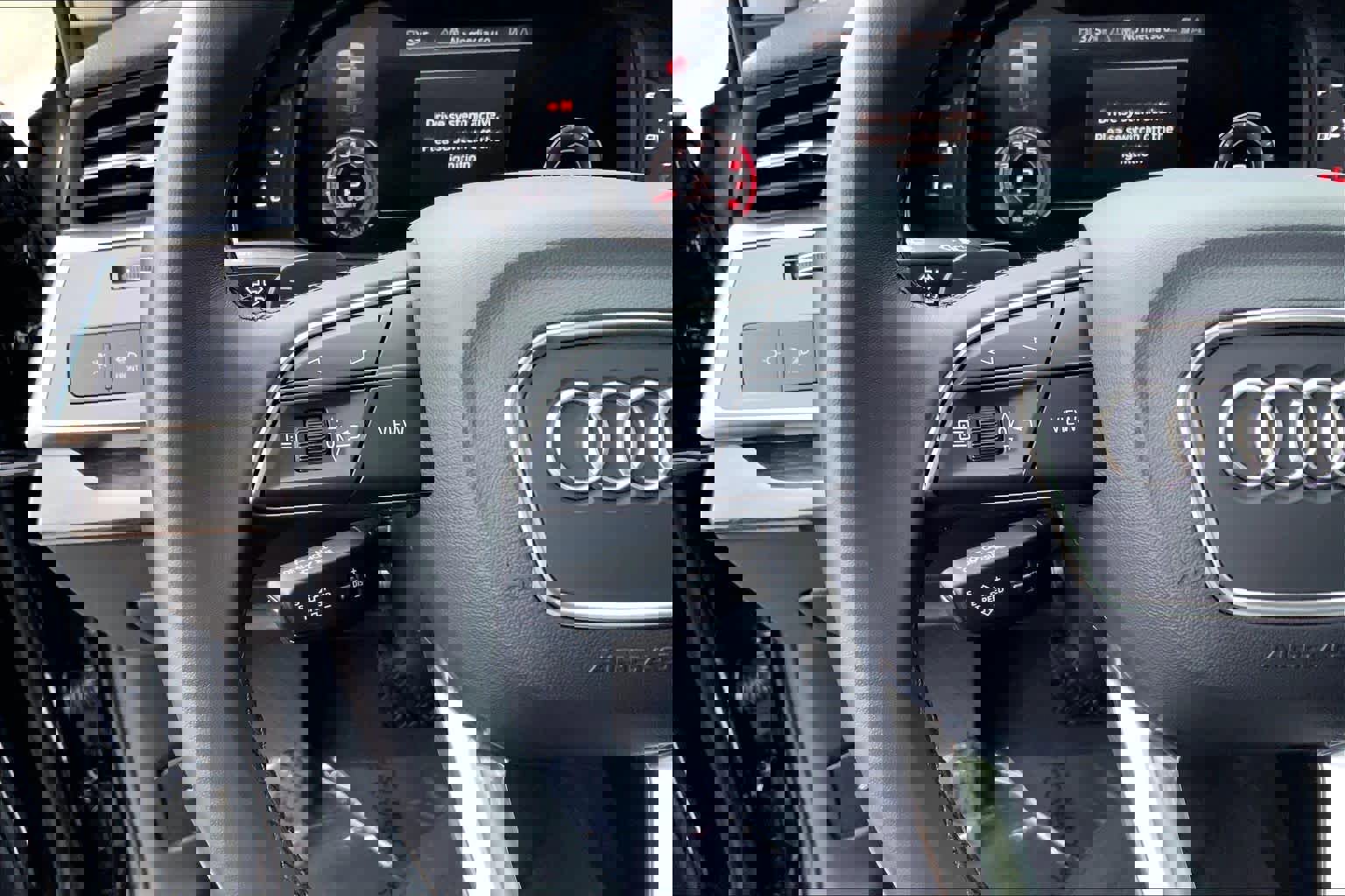 Used 2022 Audi Q7 Premium Plus image 22