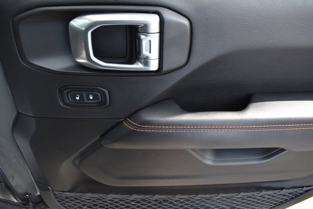 Used 2020 Jeep Gladiator Mojave image 15