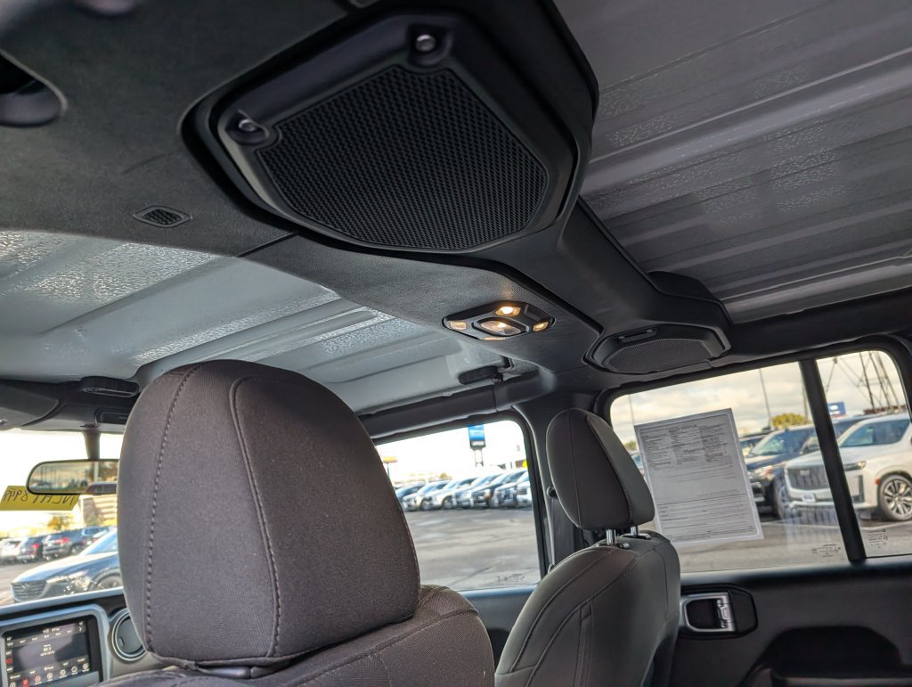 Used 2020 Jeep Wrangler Unlimited Sport AWD/4WD image 18