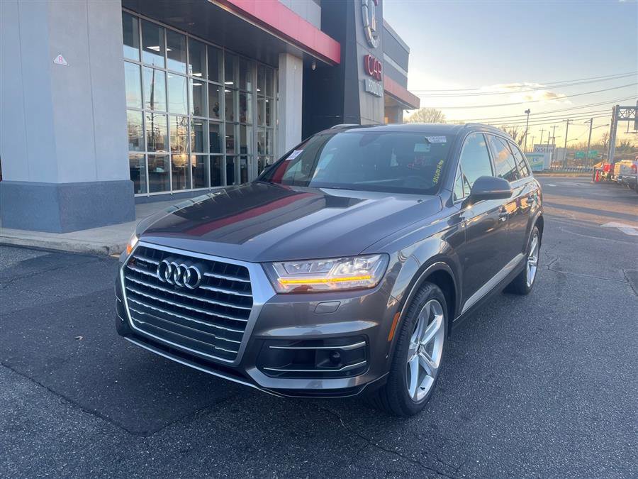 Used 2019 Audi Q7 3.0T Prestige w/ Prestige Package image 3