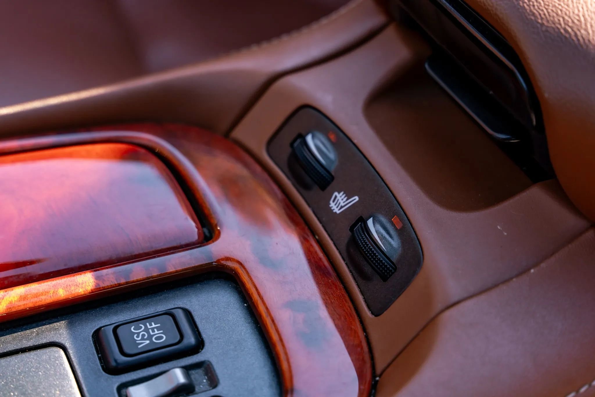 Used 2003 Lexus SC 430 Convertible image 18