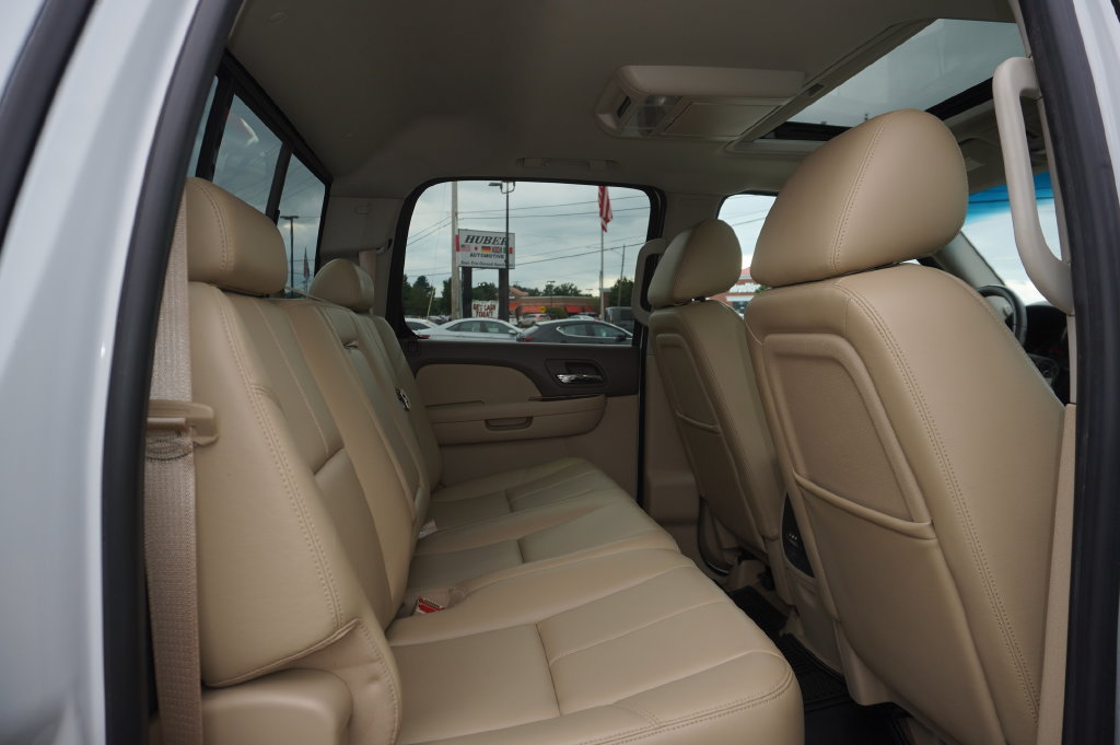Used 2011 Chevrolet Silverado 3500 LTZ w/ LTZ Plus Package AWD/4WD image 26