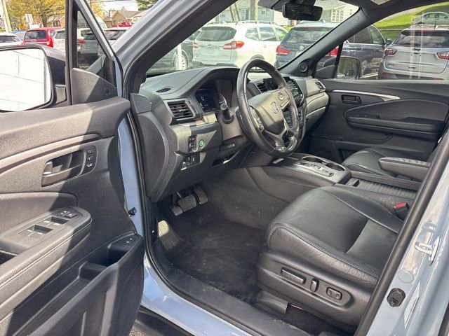 Used 2023 Honda Passport EX-L image 14