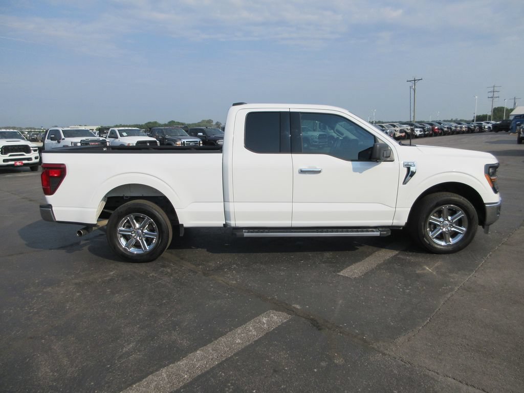 Used 2024 Ford F150 XLT w/ Mobile Office Package RWD image 5