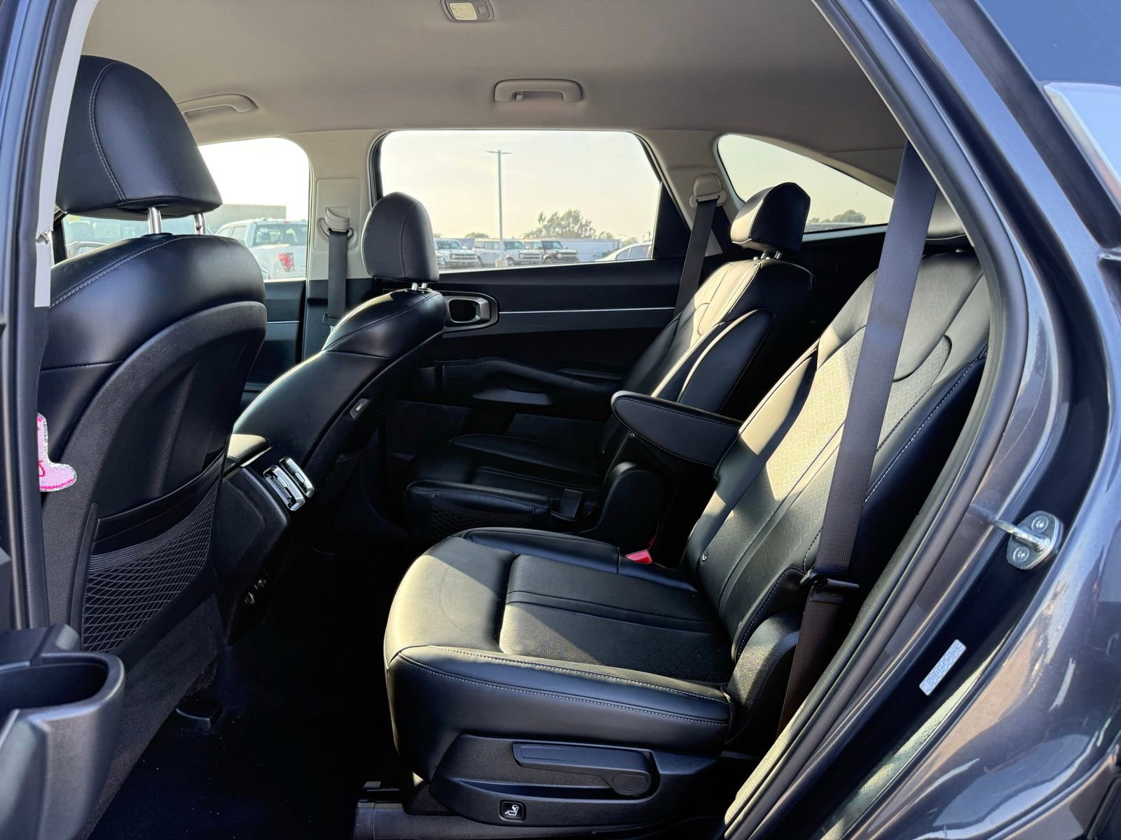 Used 2023 Kia Sorento EX FWD image 6