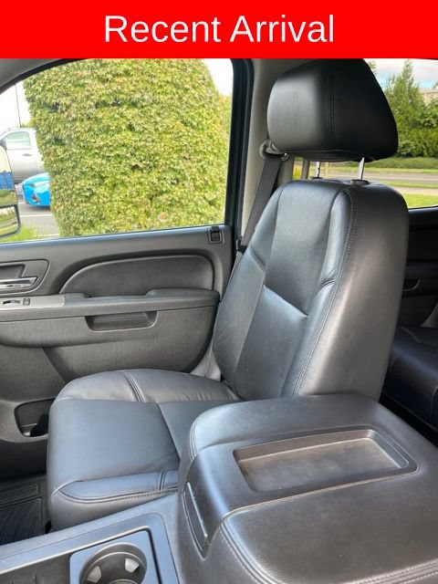 Used 2014 Chevrolet Silverado 3500 LTZ w/ LTZ Plus Package AWD/4WD image 7