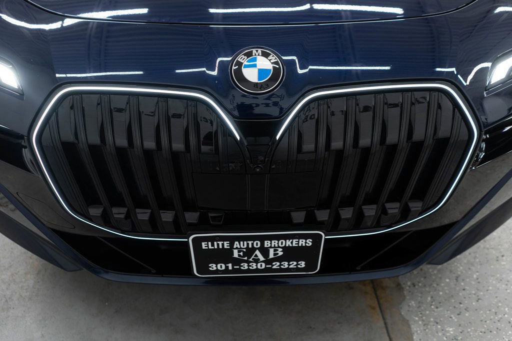Used 2025 BMW 760i xDrive image 50