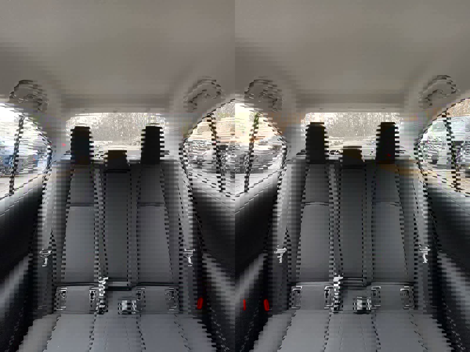 Used 2025 Toyota Corolla LE image 27