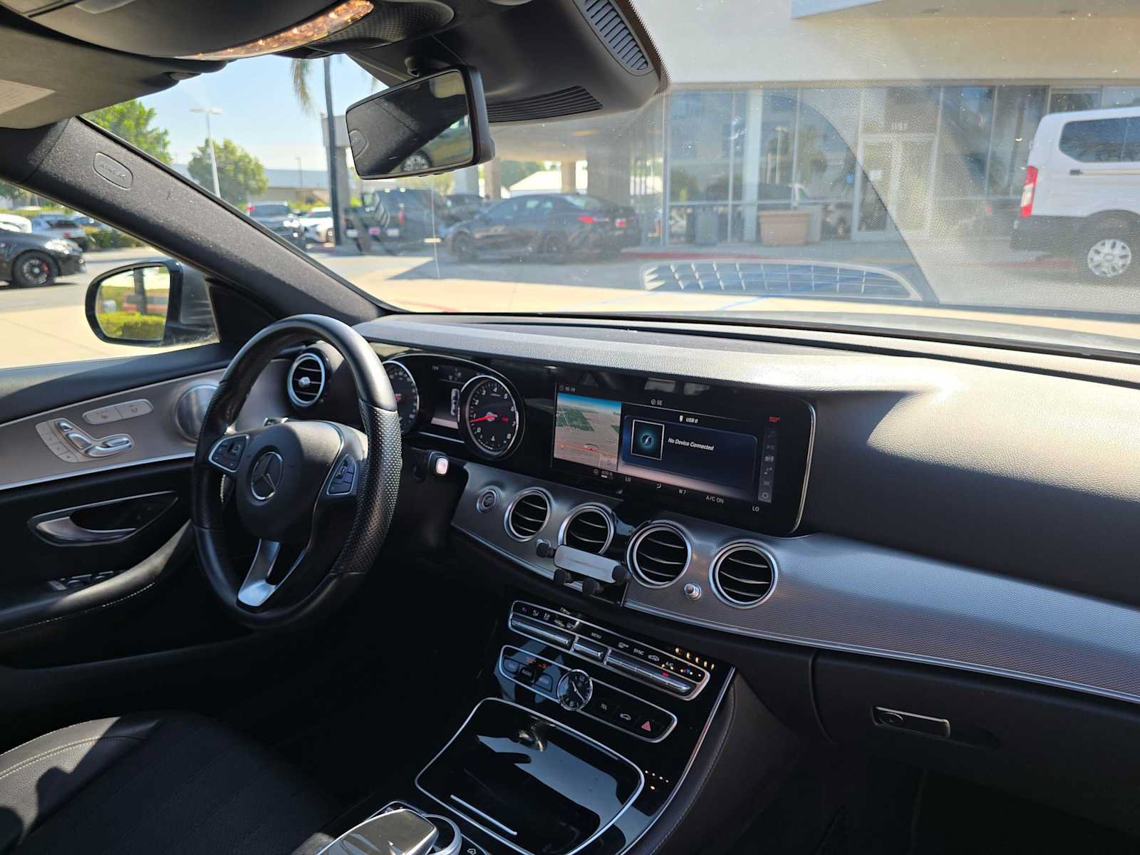 Used 2018 Mercedes-Benz E 300 image 11